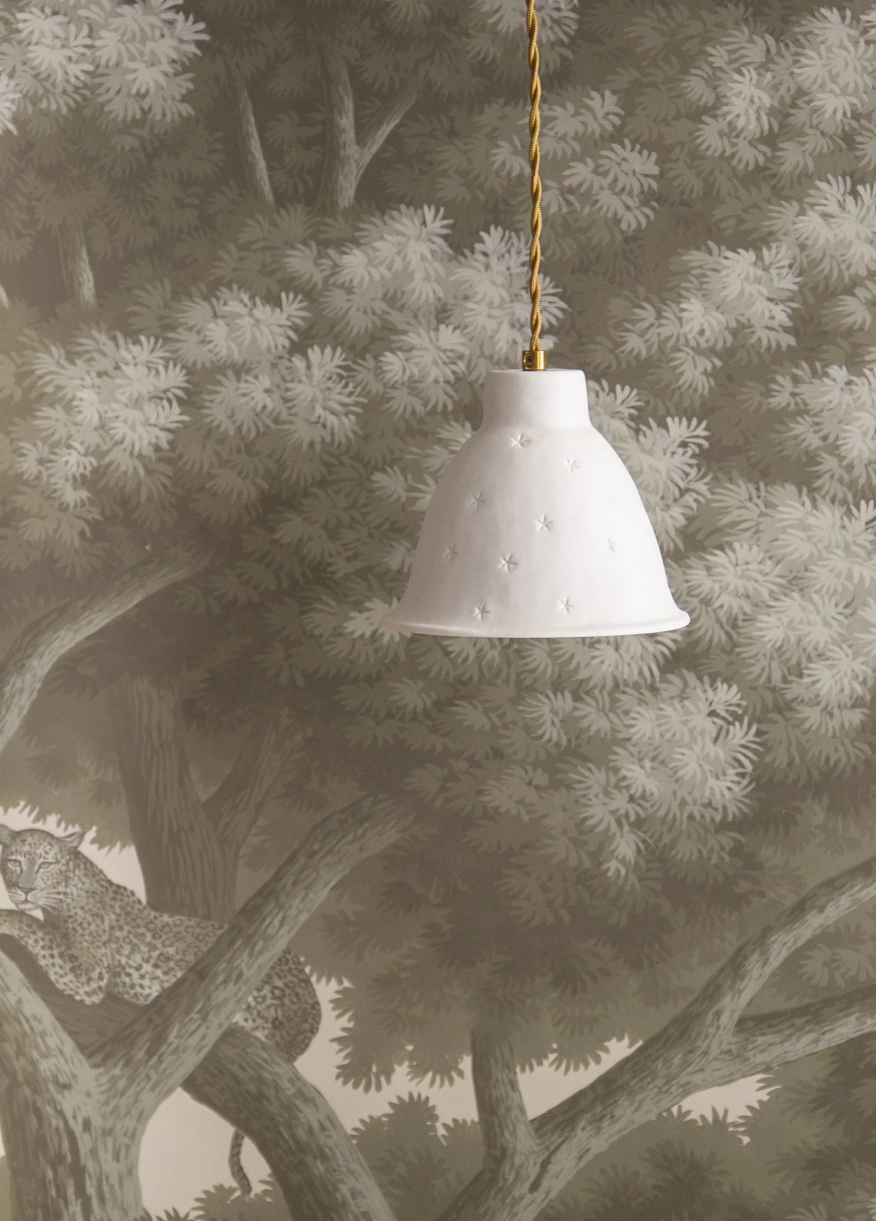 LIGHTING– French.US LIGHTING– French.US