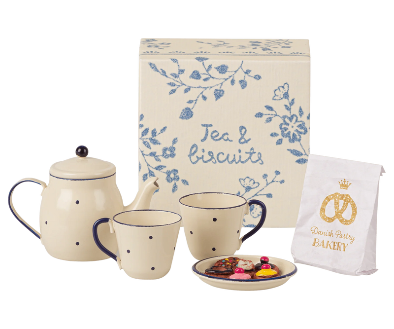Tea and Biscuits for two - french.us