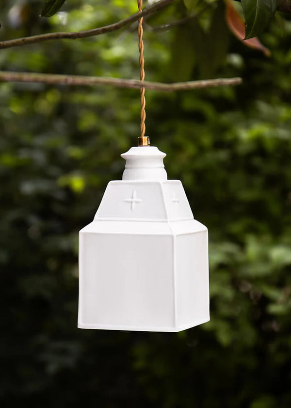 LIGHTING– French.US