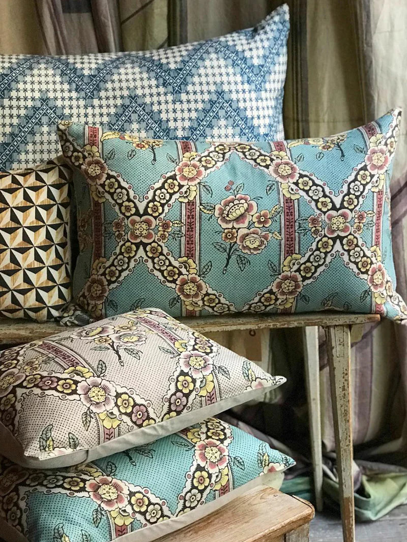 Domino Paper - Guirlandes De Fleurs 1B