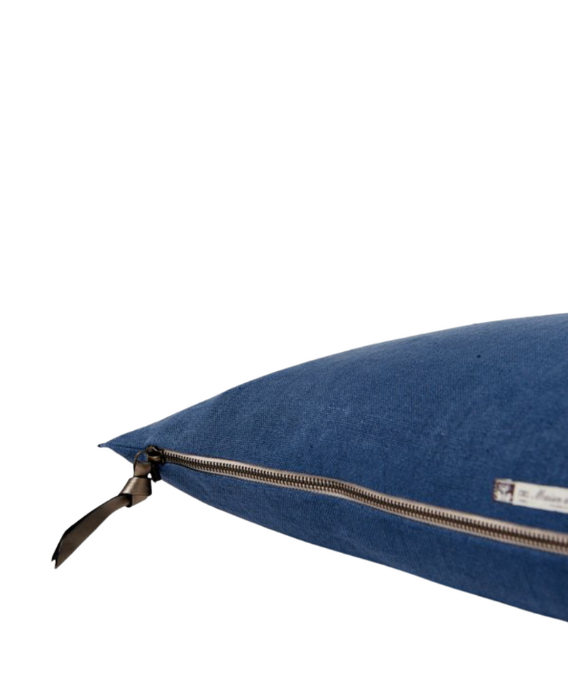 Cushion - Stone Washed Linen in Blue Nuit 20”x20” - french.us 2