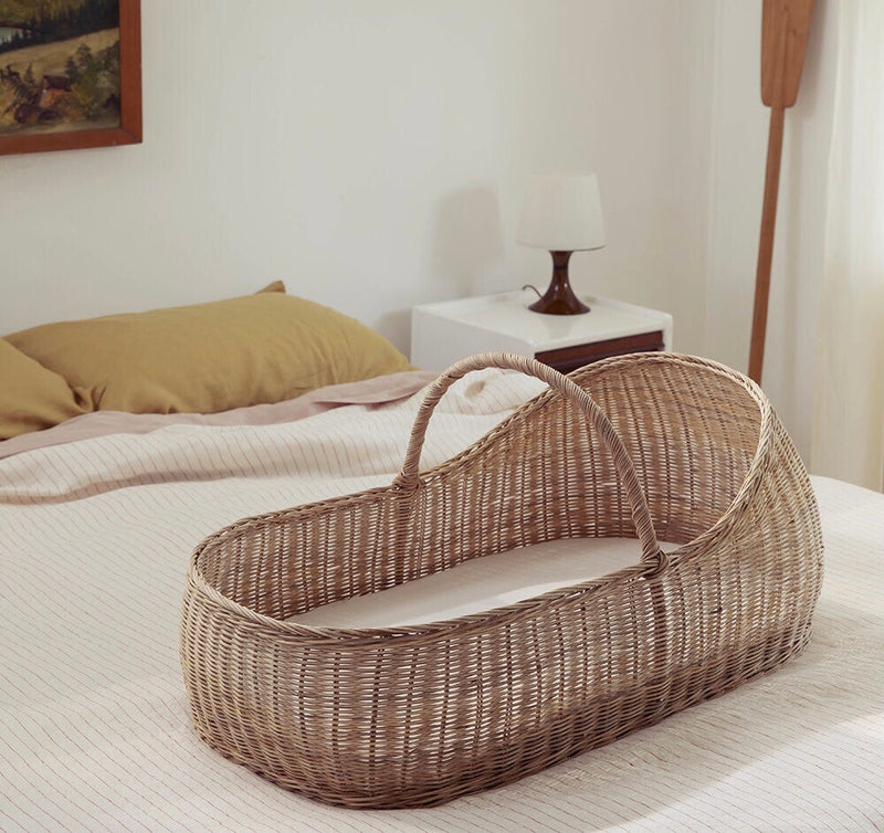 Lyra Moses Rattan Basket Baby Bassinet with Cotton Mattress