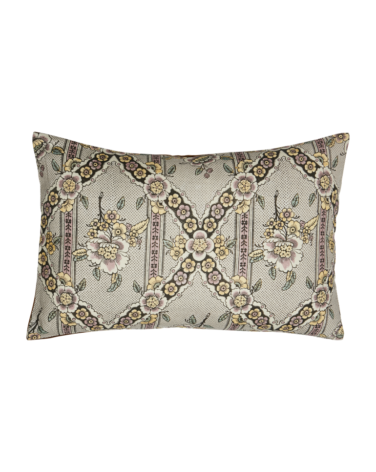 Cushion - Guirlandes de Fleurs 1B - French inc