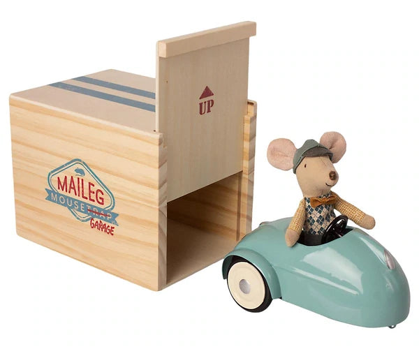 Mouse car with garage Blue